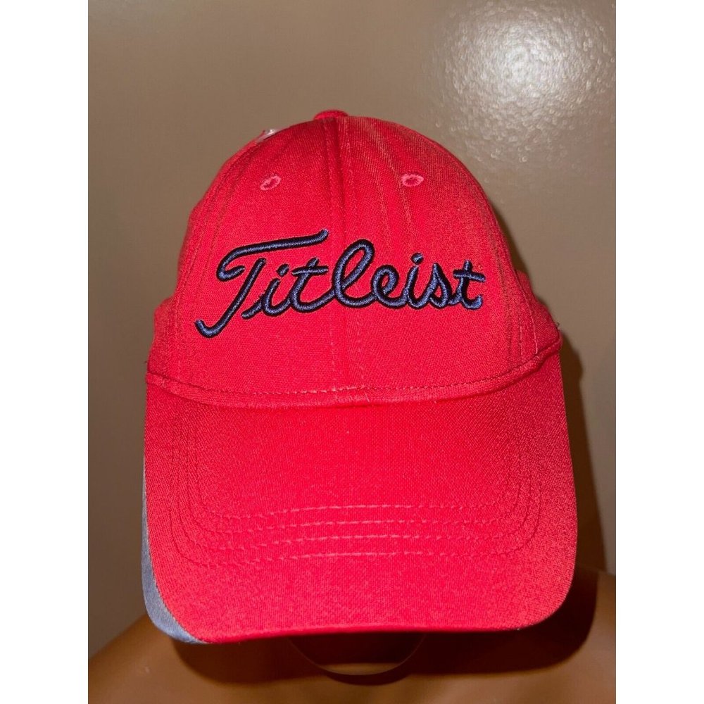 Titleist Men's Red Casual Fitted Embraided Baseball Cap Hiking Outdoor Hat Cap
